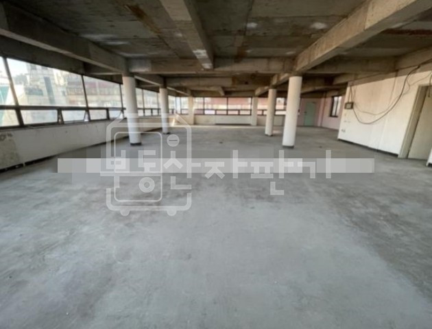 서울 강남구 논현동 무권리, 논현역 도보3분, 4층 상가 임대 월세 매물번호 25210 사진 1