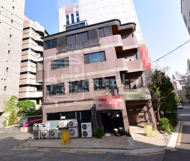 서울 서초구 서초동 무권리, 남부터미널역 도보 8분, 역세권, 1층 임대 월세 매물번호 25421 사진 1