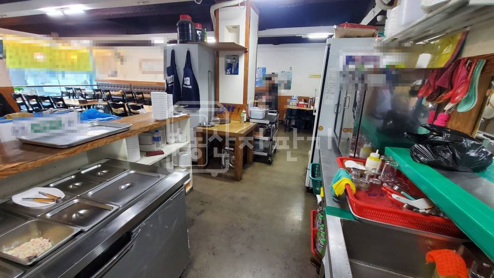 서울 강남구 논현동 논현역 2분, 초역세권, 2층 임대 월세 매물번호 24436 사진 3