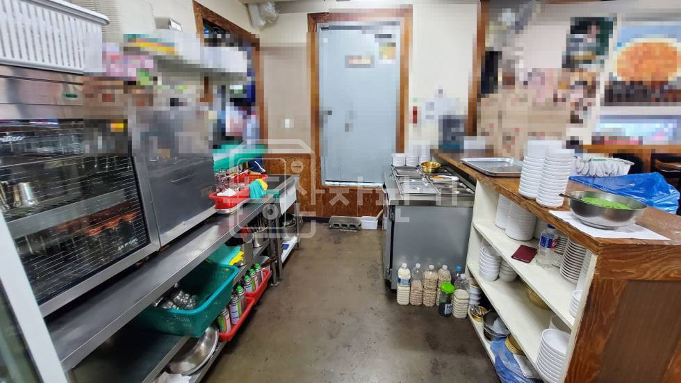 서울 강남구 논현동 논현역 2분, 초역세권, 2층 임대 월세 매물번호 24436 사진 5