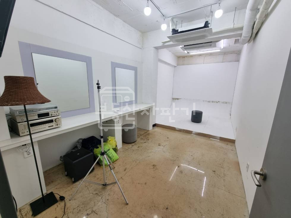 서울 송파구 삼전동 무권리, 석촌고분역 도보 4분, 역세권, 지하1층 임대 월세 매물번호 25621 사진 8