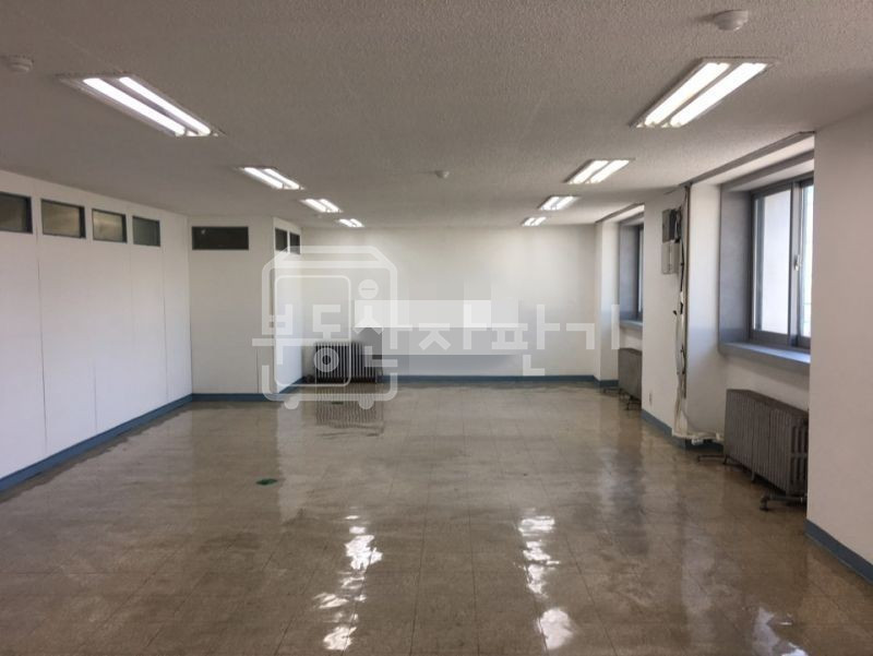 서울 광진구 자양동 무권리, 대로변, 건대입구역 도보5분, 4층 임대 월세 매물번호 25632 사진 2