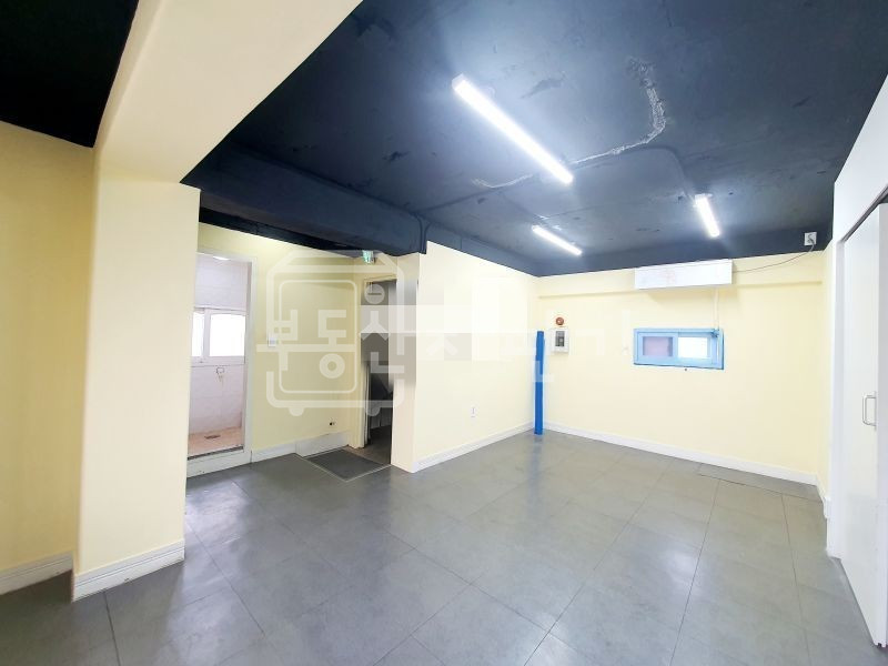 서울 용산구 한남동 무권리, 한남 오거리인근, 5층 임대 월세 매물번호 25744 사진 5