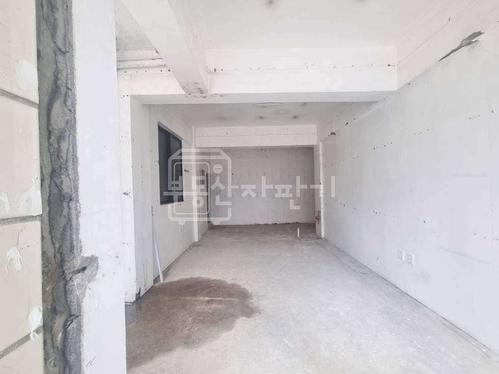 서울 강남구 신사동 무권리, 을지병원사거리 인근, 1층 임대 월세 매물번호 24725 사진 1