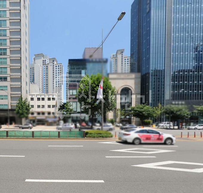 서울 강남구 청담동 청담역5분, 대로변, 지상5층~지하2층 단독건물 월세 매물번호 15839 사진 1