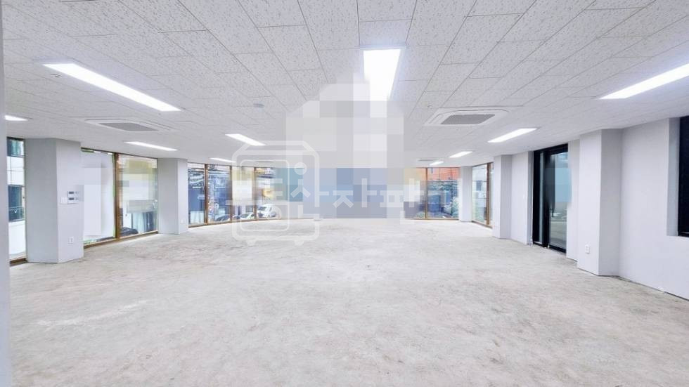 서울 강남구 신사동 무권리, 압구정역 도보6분, 2층 상가 임대 월세 매물번호 26473 사진 2