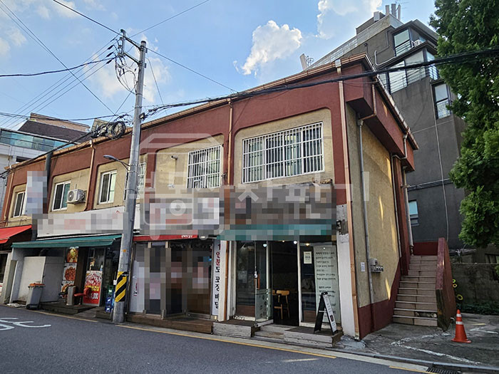 서울 강남구 역삼동 구역삼세무서사거리 인근 코너건물, 이면도로, 1층 유동인구많음 월세 매물번호 25853 사진 2