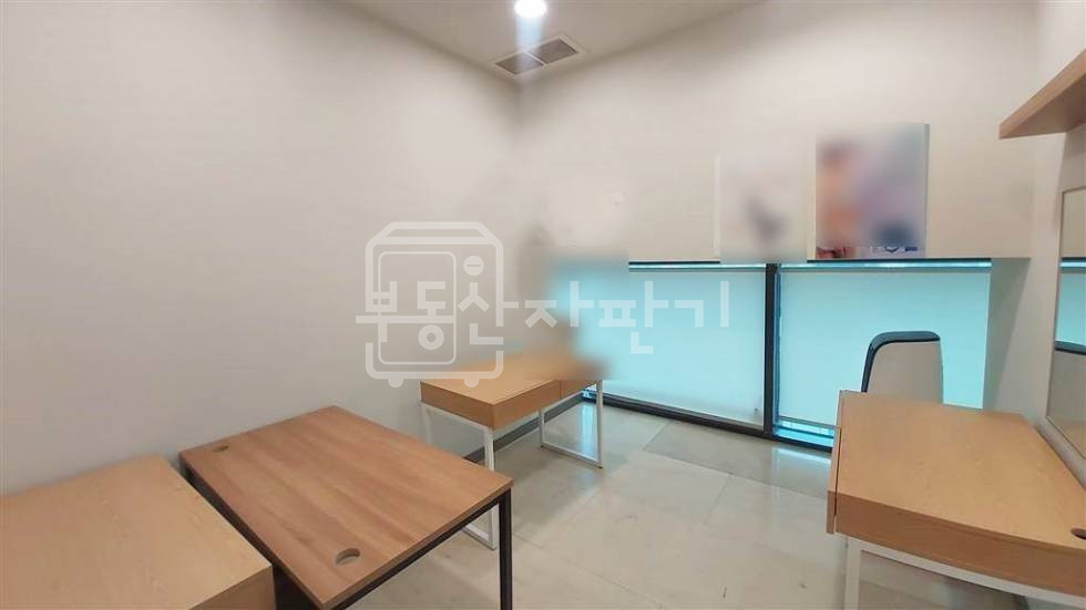 서울 강남구 신사동 무권리, 신사역 1분, 초역세권, 12층~13층 연층임대 월세 매물번호 26553 사진 3