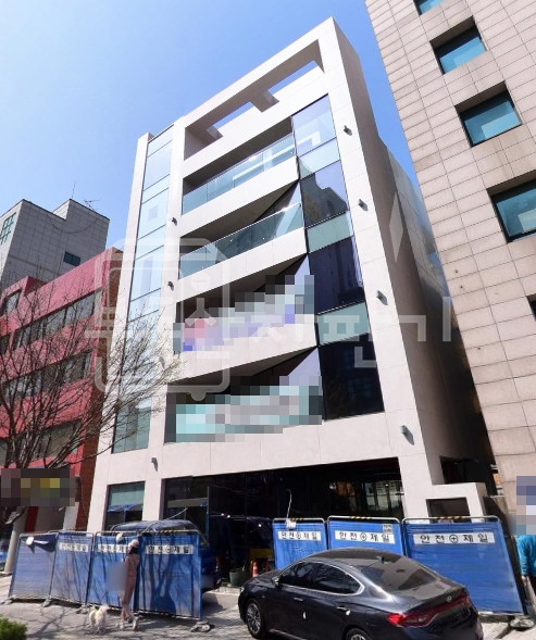 서울 강남구 역삼동 무권리, 뱅뱅사거리 인근, 1층 임대 월세 매물번호 25749 사진 1