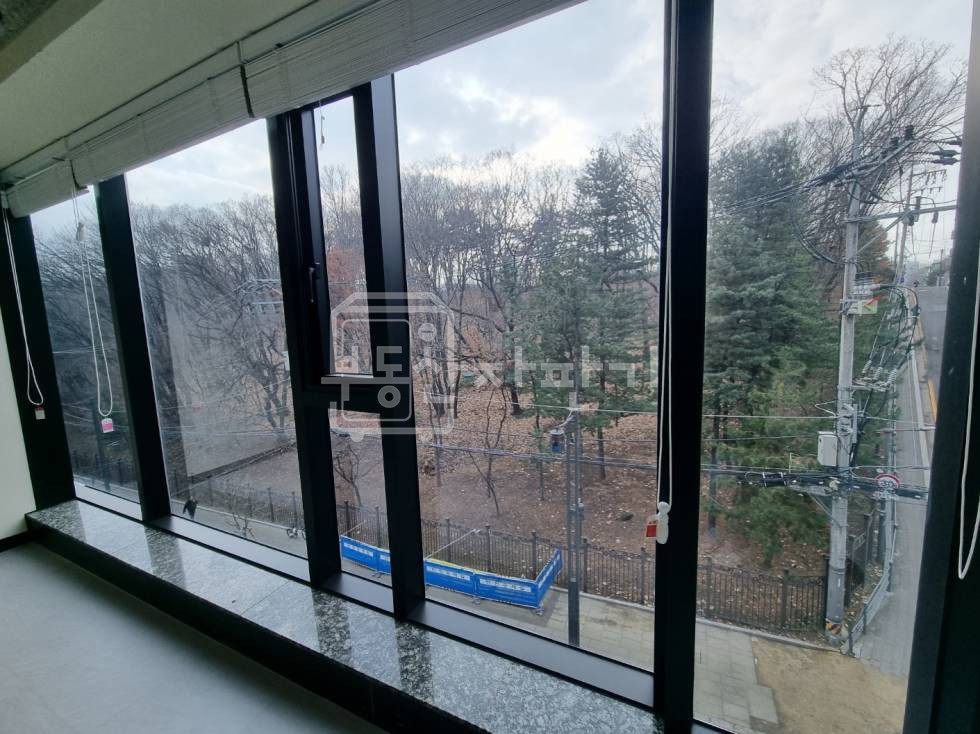 서울 강남구 삼성동 무권리, 삼성중앙역 도보 6분, 역세권, 4층 임대 월세 매물번호 26594 사진 2
