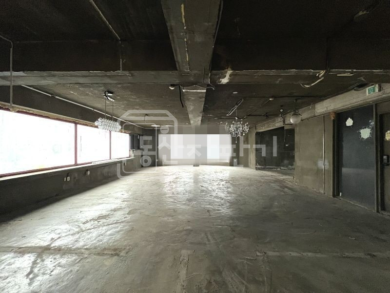 서울 강남구 신사동 무권리, 역세권, 압구정로데오역 도보3분, 3층 임대 월세 매물번호 26743 사진 2