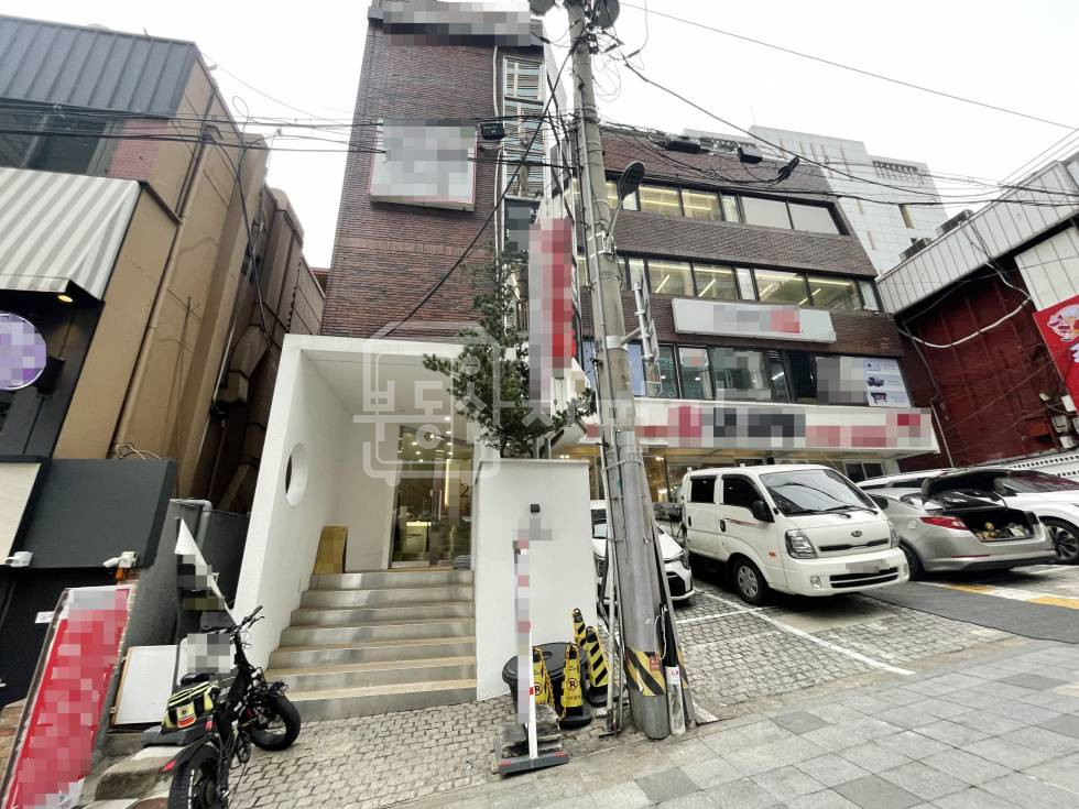 서울 강남구 역삼동 역삼역 도보 2분, 초역세권, 역삼 gs타워 인근 3층 임대 월세 매물번호 26451 사진 1