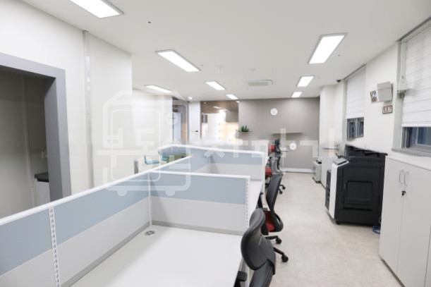 서울 강남구 논현동 무권리, 학동역 6분, 역세권, 5층 임대 월세 매물번호 26454 사진 2