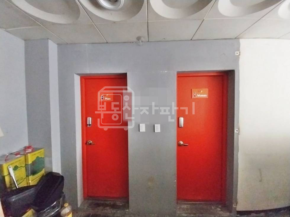 서울 강남구 신사동 가로수길 초입, 신사역 도보6분, 1층 상가 임대 월세 매물번호 26472 사진 3