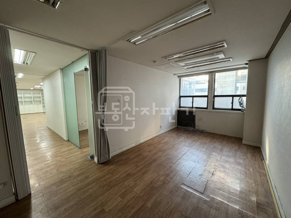서울 강남구 청담동 무권리, 대로변, 청담역 도보10분, 2층 상가 임대 월세 매물번호 26862 사진 2