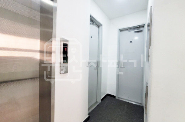 서울 강남구 역삼동 개나리아파트사거리 인근, 지상5층~지하1층 단독건물 통임대 월세 매물번호 15897 사진 3