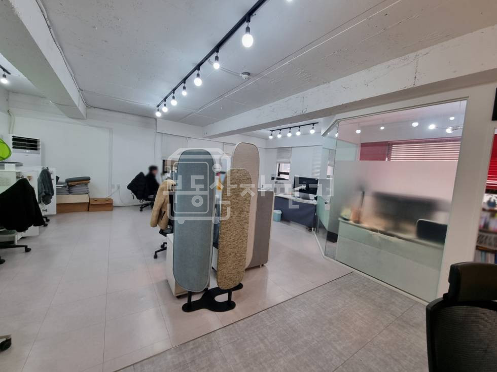서울 강남구 논현동 무권리, 선정릉역 도보 2분, 초역세권, 3층 임대 월세 매물번호 27148 사진 6