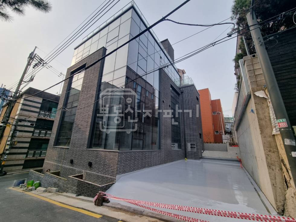서울 강남구 역삼동 무권리, 강남역/신논현역 도보 6분, 역세권, 로비층 임대 월세 매물번호 27176 사진 2