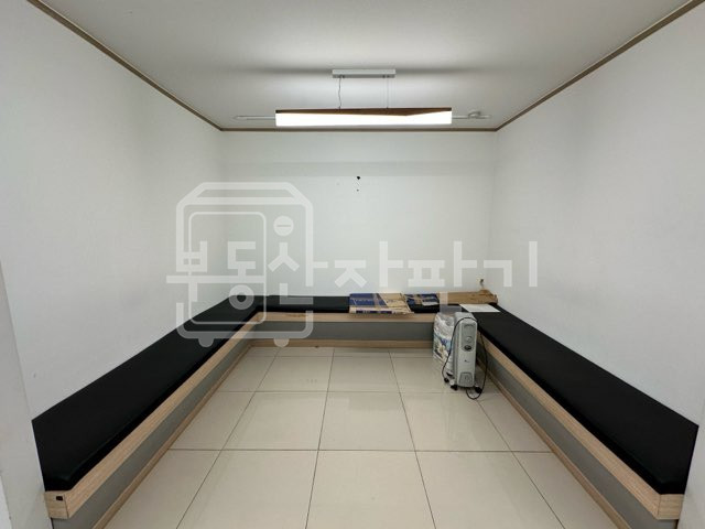 서울 서초구 잠원동 무권리, 대로변, 신사역 도보3분, 2층 임대 월세 매물번호 27248 사진 9