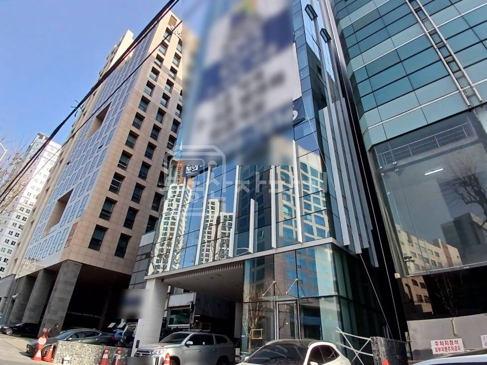 서울 강남구 역삼동 무권리,대로변,신축첫입주, 언주역5분,역세권,3층 임대 월세 매물번호 27059 사진 1