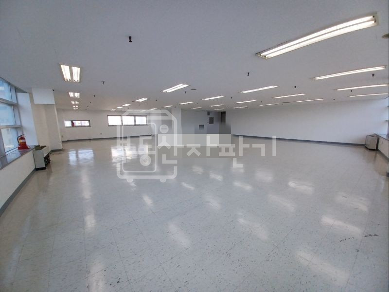 서울 성동구 성수동2가 무권리, 대로변, 성수역 도보1분, 6층 임대 월세 매물번호 27372 사진 2