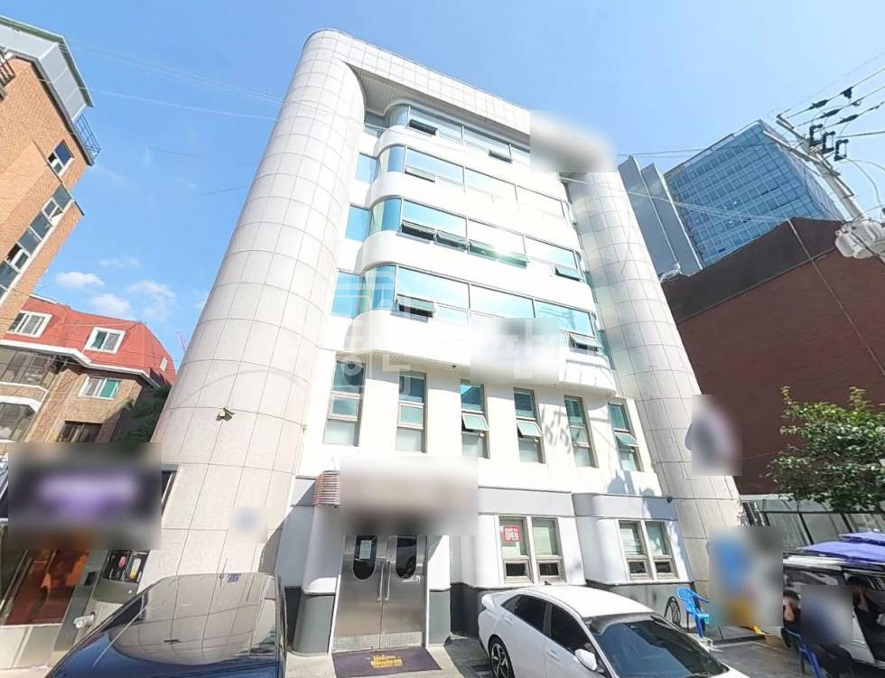 서울 강남구 신사동 무권리, 신사역 6분, 역세권, 2층~7층 연층 임대 월세 매물번호 25371 사진 1