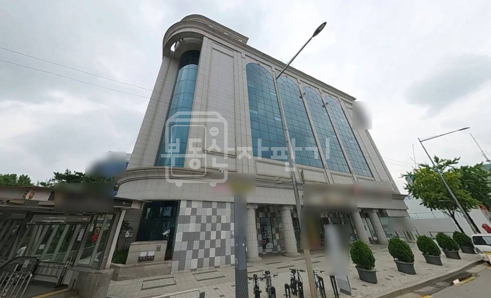서울 서초구 반포동 무권리,대로변, 대형평수, 구반포역 바로 앞 건물 3층 임대 월세 매물번호 27042 사진 1
