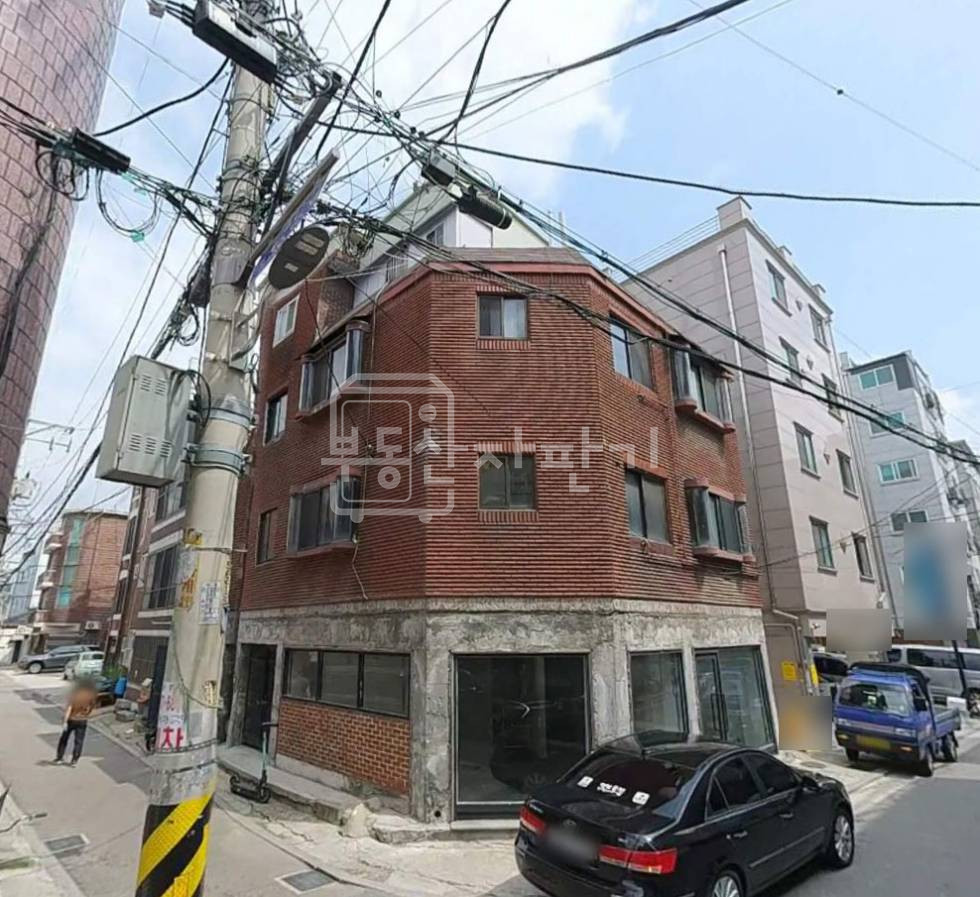 서울 성동구 성수동2가 성수역 9분, 지상3층~1층 리모델링건물 통임대 월세 매물번호 25079 사진 1