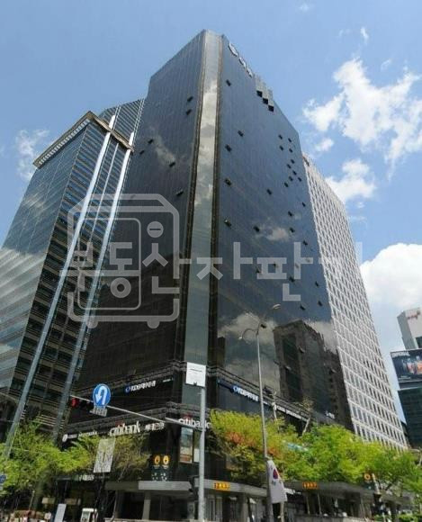 서울 강남구 역삼동 역삼역 연결, 대로변 대형 사무실 임대 월세 매물번호 27430 사진 1