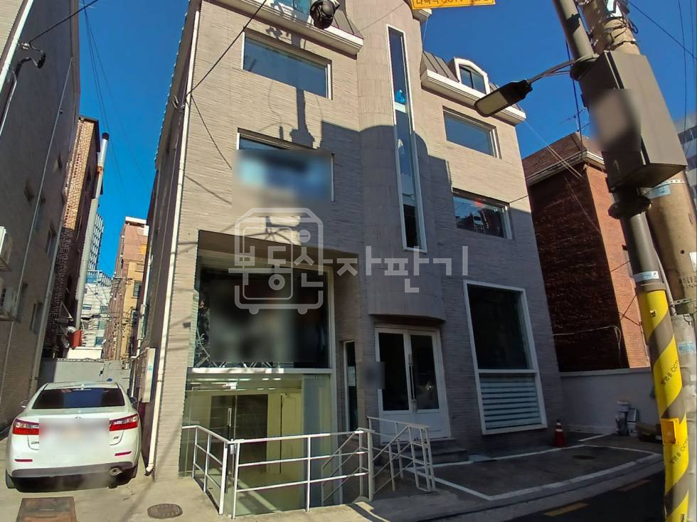 서울 강남구 신사동 무권리, 신사역 5분, 역세권, 1층 임대 월세 매물번호 26814 사진 1