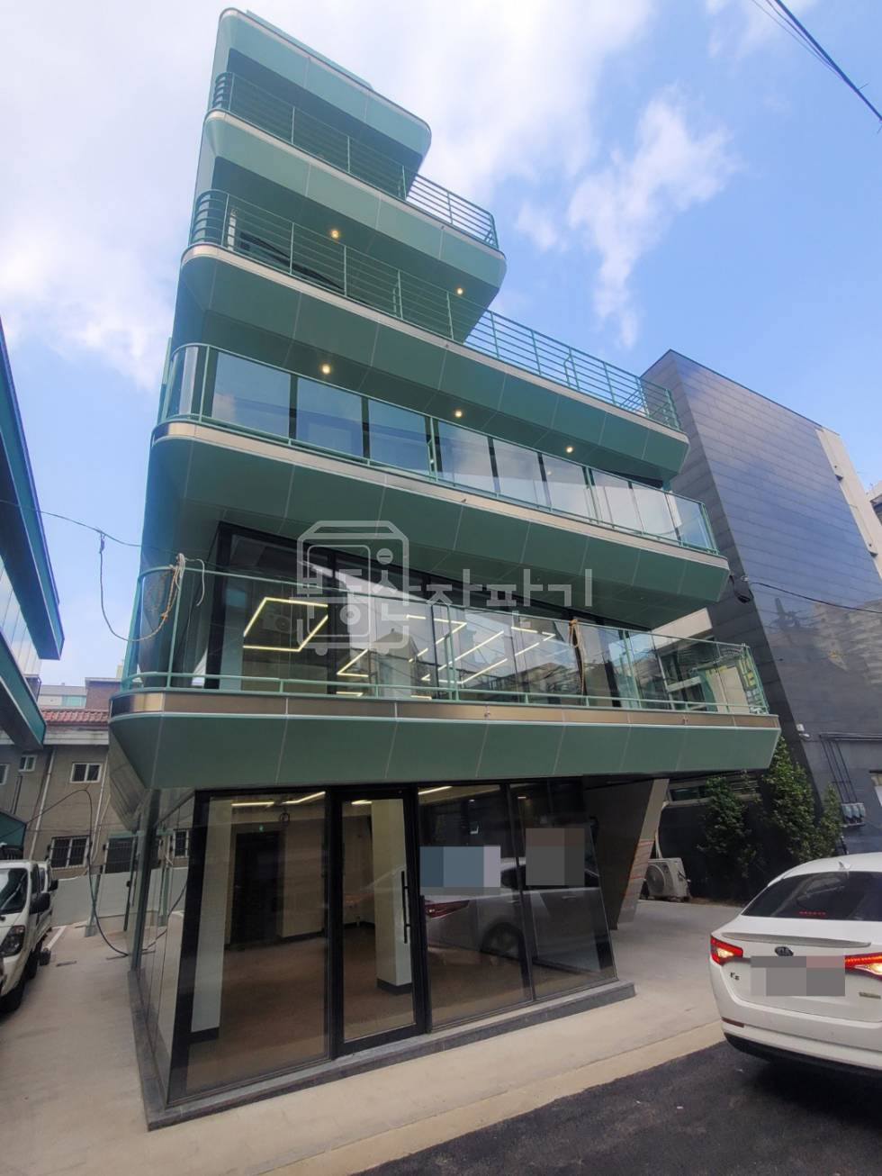 서울 강남구 청담동 무권리, 청담동 주민센터, 2층~4층 임대 월세 매물번호 27505 사진 2