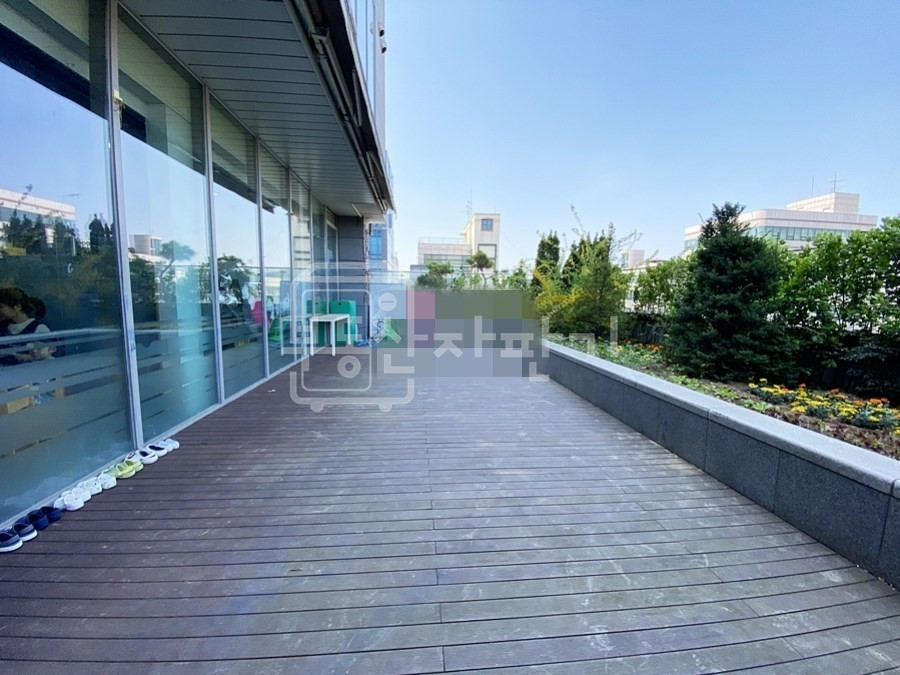서울 송파구 석촌동 무권리, 대로변, 석촌고분역 앞, 3층 상가 임대 월세 매물번호 27613 사진 4