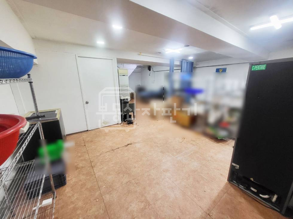 서울 강남구 역삼동 무권리, 더블역세권, 역삼역 도보2분, 지하1층 일부 임대 월세 매물번호 27609 사진 3
