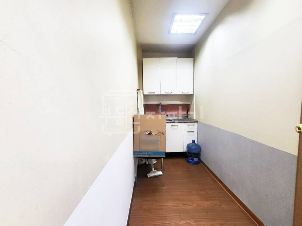서울 강남구 역삼동 무권리, 언주역3분,초역세권, 대로변, 2층 임대 월세 매물번호 26356 사진 4