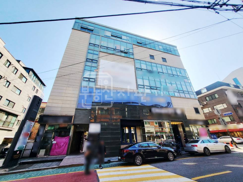서울 강남구 논현동 무권리 논현역 도보 5분 역세권 내부 깔끔한 인테리어 코너건물 이면도로, 2층 월세 매물번호 27736 사진 19