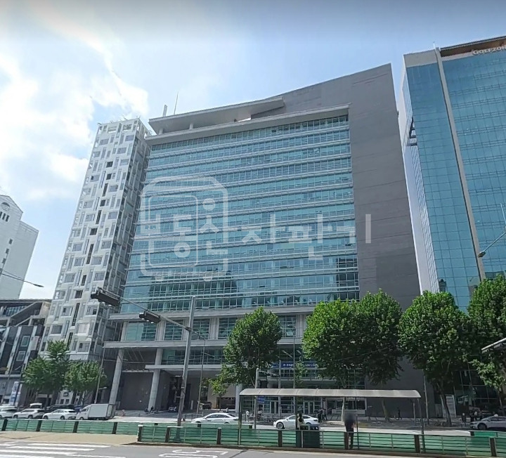서울 강남구 청담동 청담역 도보 5분 역세권 대로변 5층 사무실 월세 매물번호 26622 사진 1