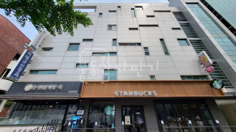 서울 강남구 논현동 216-5 무권리, 학동역 4분, 역세권, 1층 임대 월세 매물번호 27612 사진 2