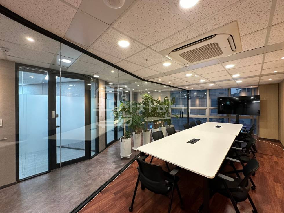 서울 강남구 역삼동 선릉역 2분, 초역세권, 5층 임대 월세 매물번호 27272 사진 1