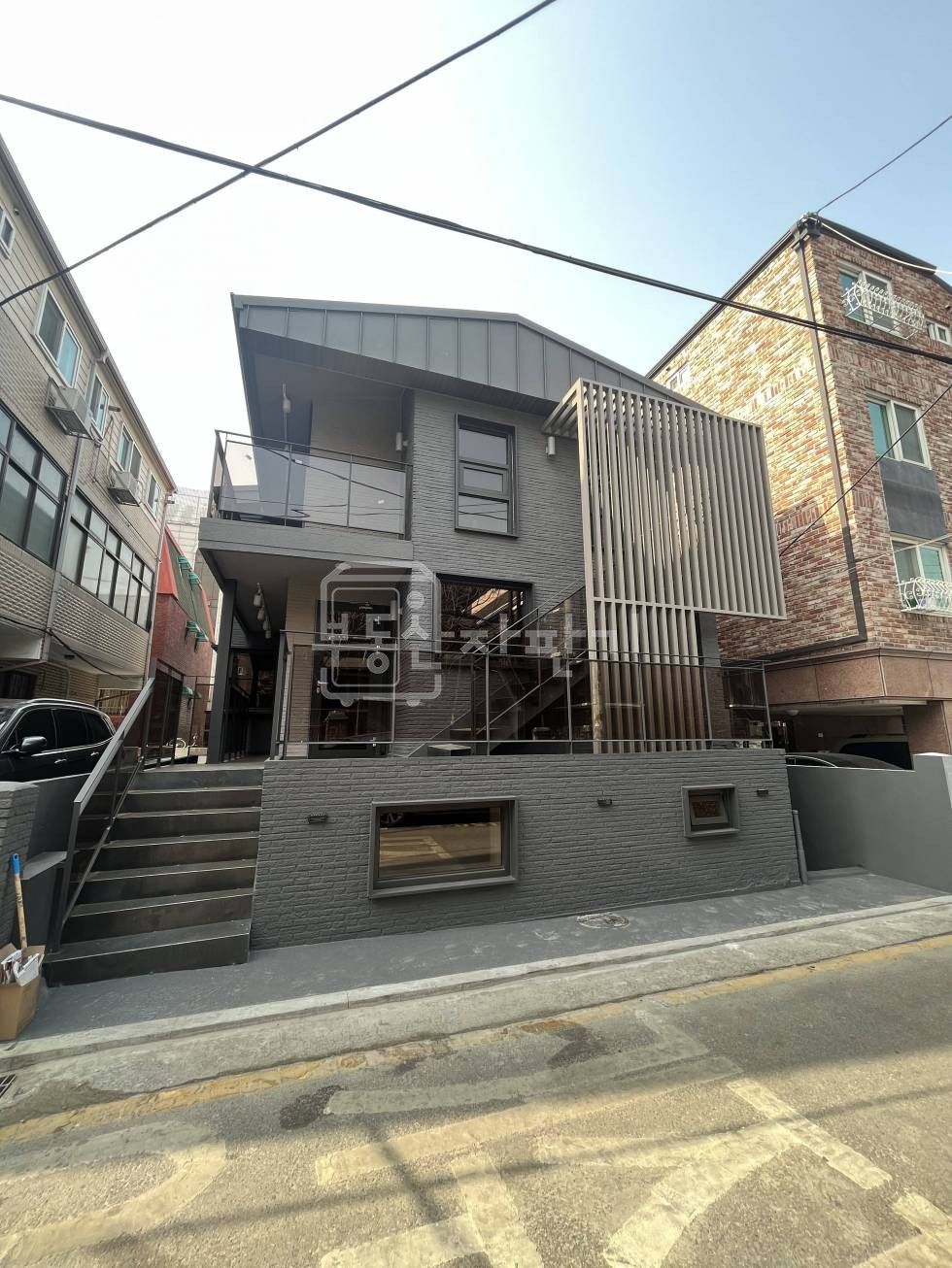 서울 서초구 양재동 무권리, 양재시민의숲역 도보 9분, 역세권, 1층 임대 월세 매물번호 25779 사진 1