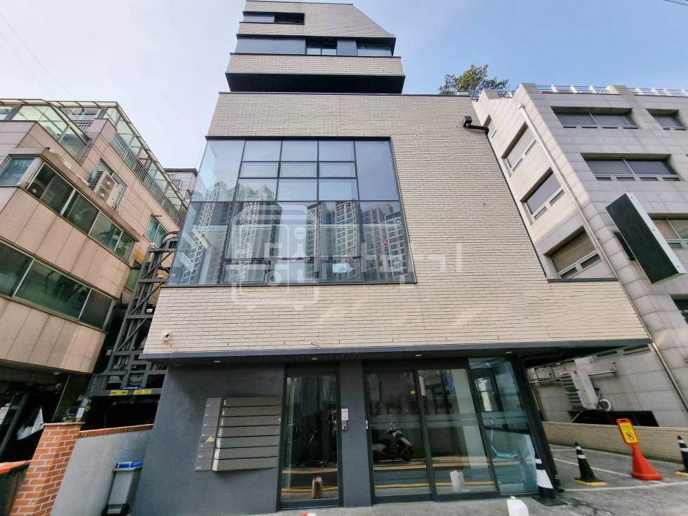 서울 강남구 역삼동 르네상스호텔사거리 인근, 지상5층~지하1층 신축 단독건물 월세 매물번호 18622 사진 1