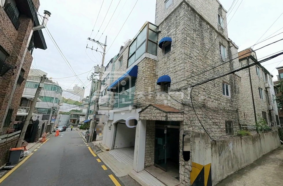 서울 강남구 신사동 무권리, 압구정역 도보6분, 역세권, 지하1층 임대 월세 매물번호 28355 사진 1
