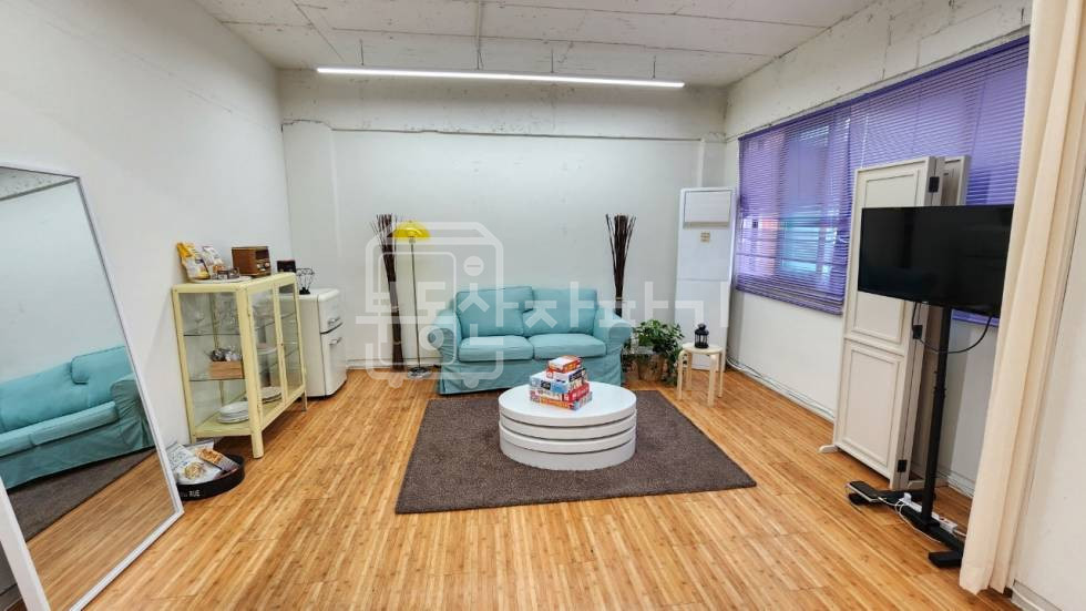 서울 송파구 송파동 송파나루역2분, 초역세권, 대로변, 3층 임대 월세 매물번호 28268 사진 2
