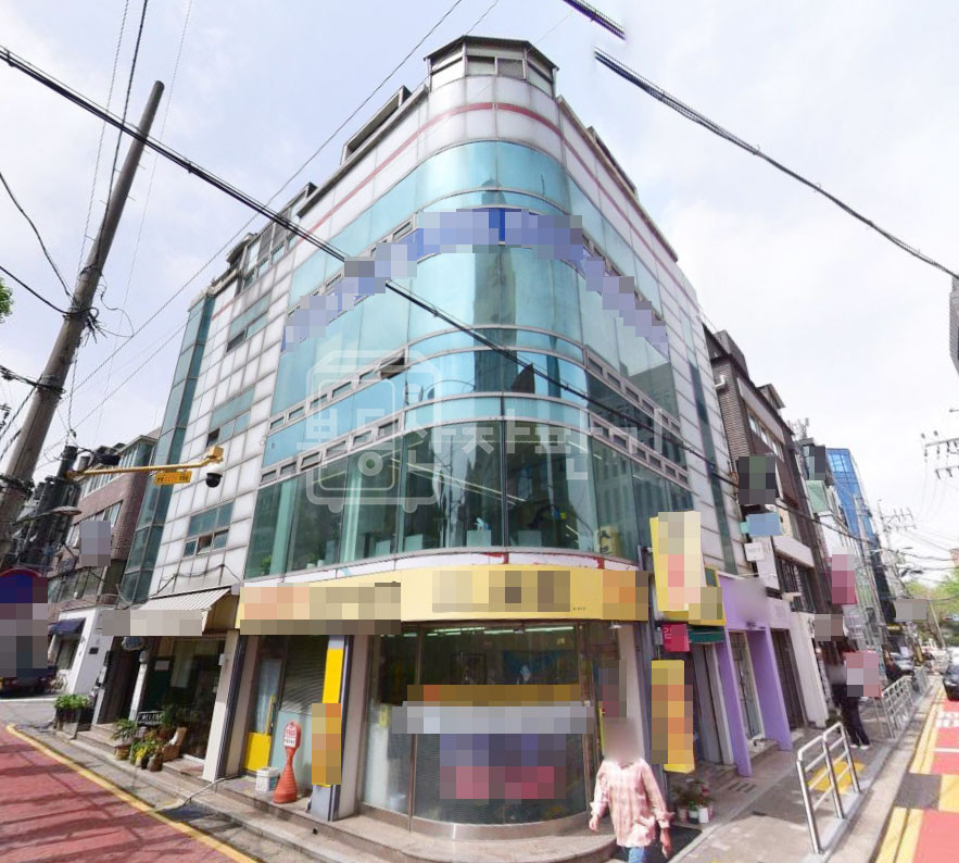 서울 강남구 신사동 압구정역7분, 역세권, 코너건물, 1층 임대 월세 매물번호 28056 사진 1
