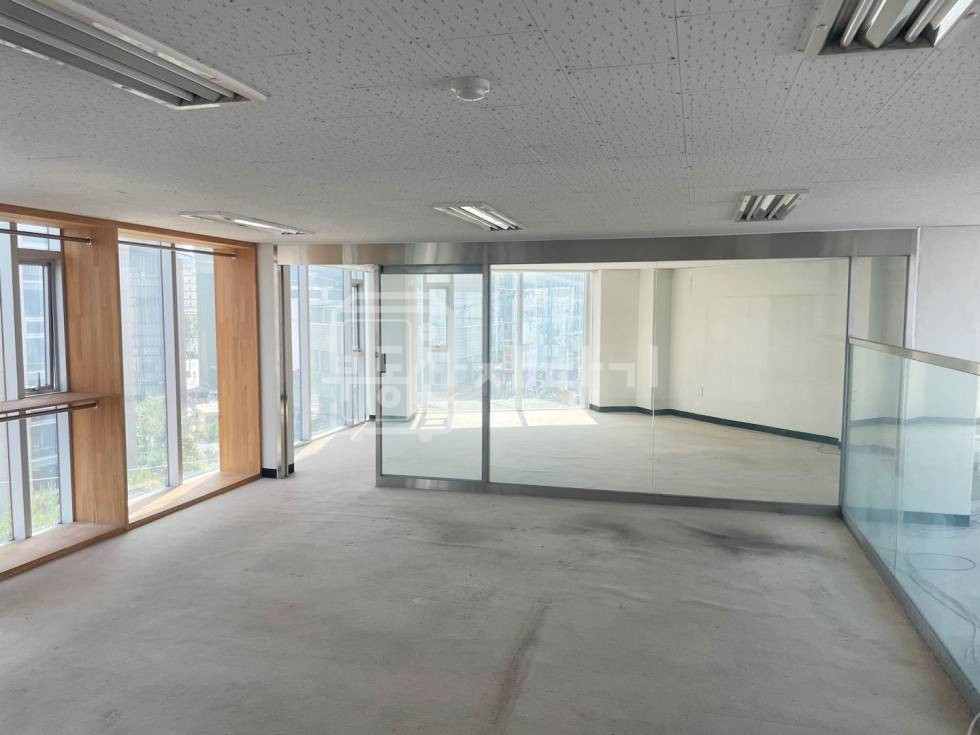 서울 강남구 청담동 무권리, 청담사거리 인근, 4층 임대 월세 매물번호 28431 사진 7
