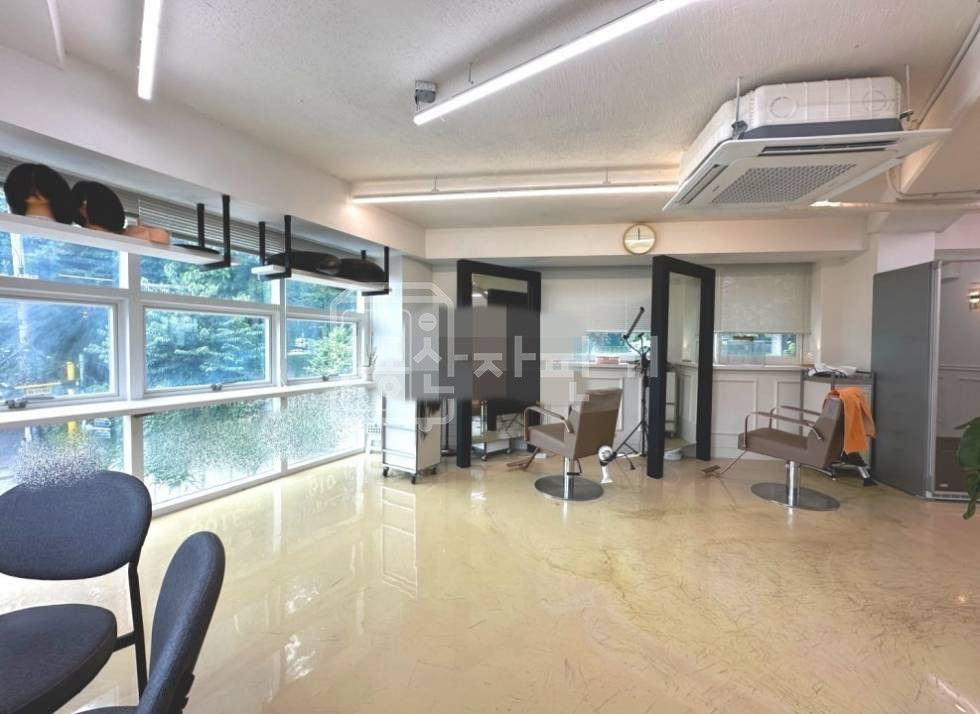 서울 강남구 삼성동 역세권, 청담역 도보1분, 3층 상가 임대 월세 매물번호 28526 사진 1