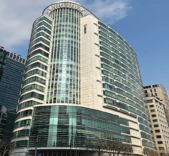 서울 강남구 역삼동 뱅뱅사거리 랜드마크 코너 건물 사무실 임대 월세 매물번호 28678 사진 1