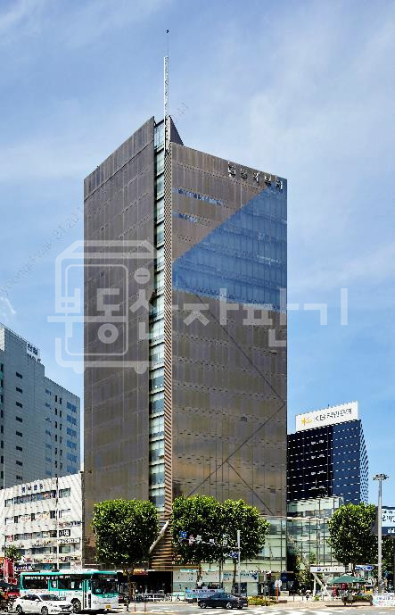 서울 강동구 길동 길동사거리 대로변 코너 건물 250평대 사무실 임대 월세 매물번호 28693 사진 1