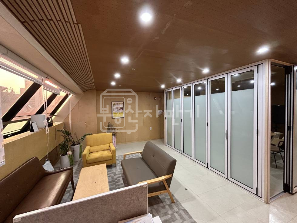 서울 강남구 도곡동 무권리, 뱅뱅사거리 인근, 6층 임대 월세 매물번호 27085 사진 2
