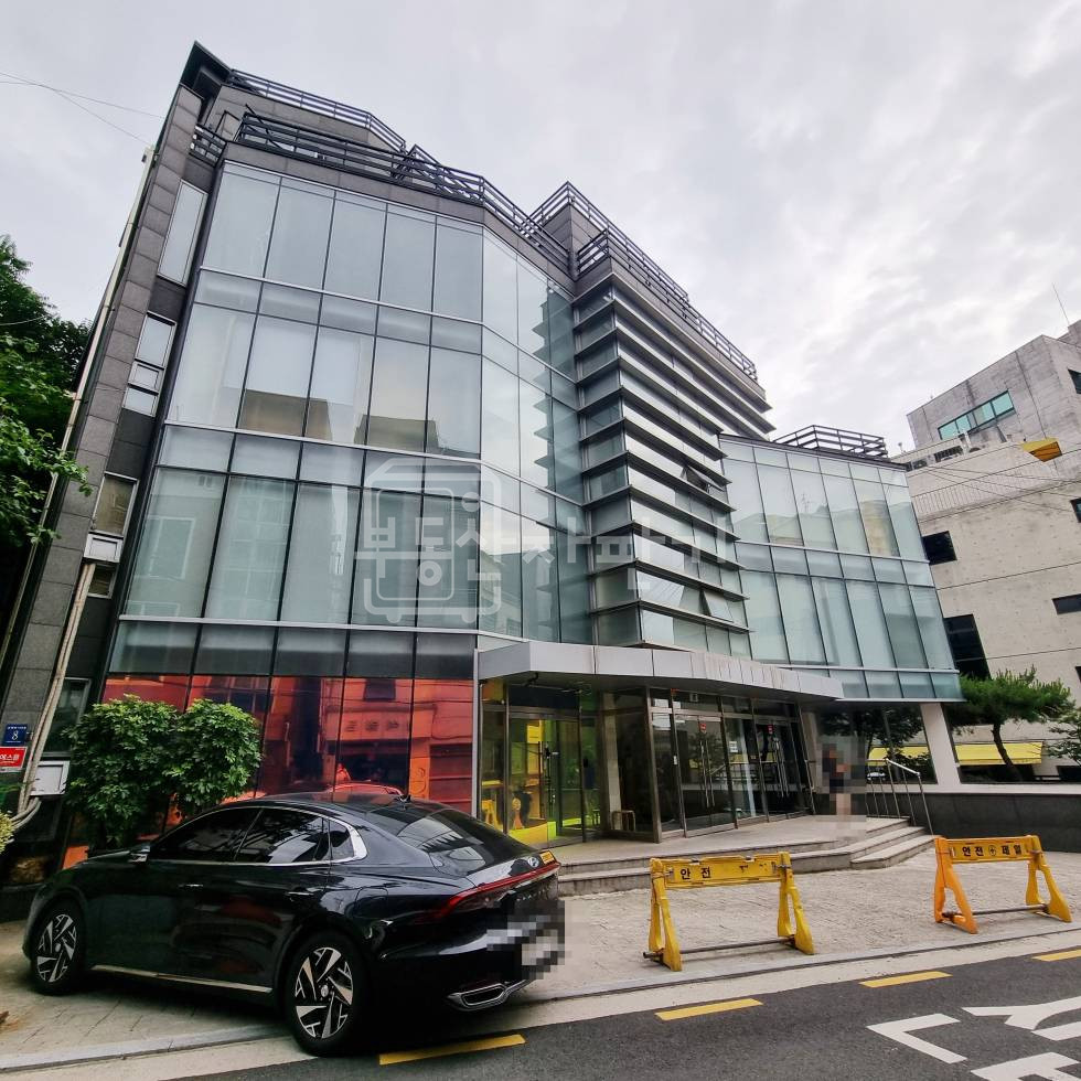 서울 강남구 신사동 무권리, 압구정역 7분, 역세권, 4층 임대 월세 매물번호 27921 사진 2