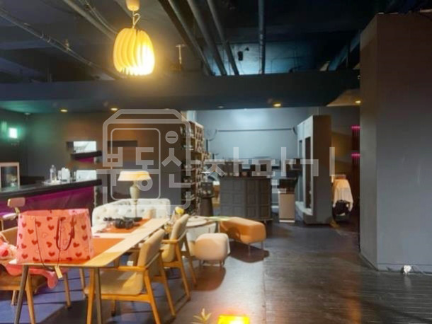 서울 강남구 논현동 무권리, 언주역 6분, 역세권, 지하 2층~지하 1층 연층임대 월세 매물번호 28760 사진 1